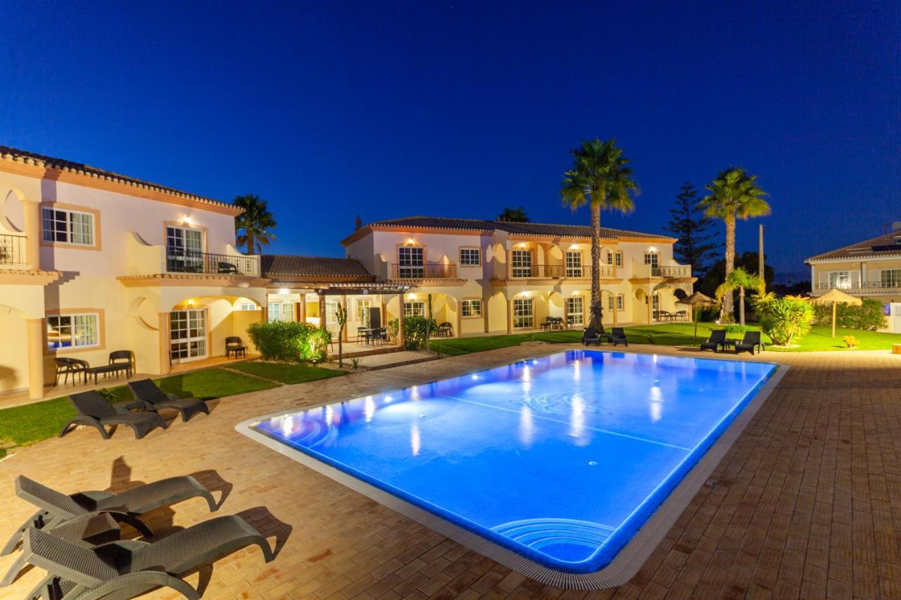 Atalaia Sol Aparthotel - Tennis & Heated Pool In Winter Lagos Exterior foto