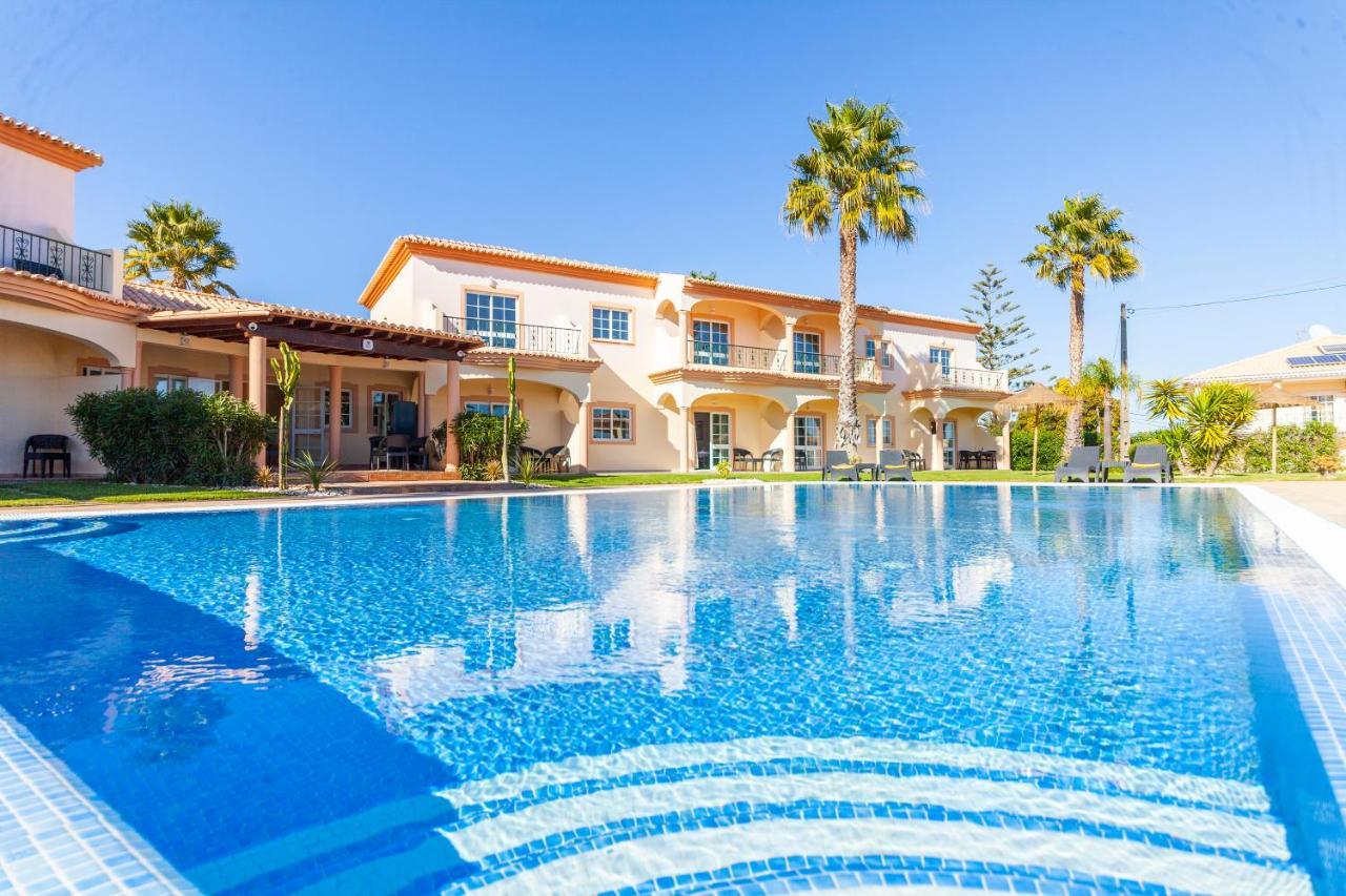 Atalaia Sol Aparthotel - Tennis & Heated Pool In Winter Lagos Exterior foto