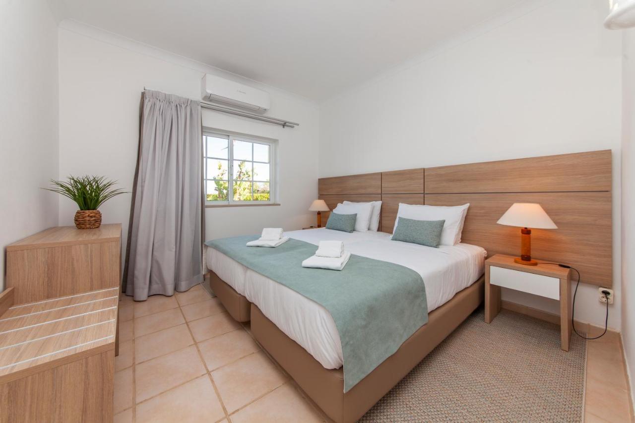 Atalaia Sol Aparthotel - Tennis & Heated Pool In Winter Lagos Exterior foto