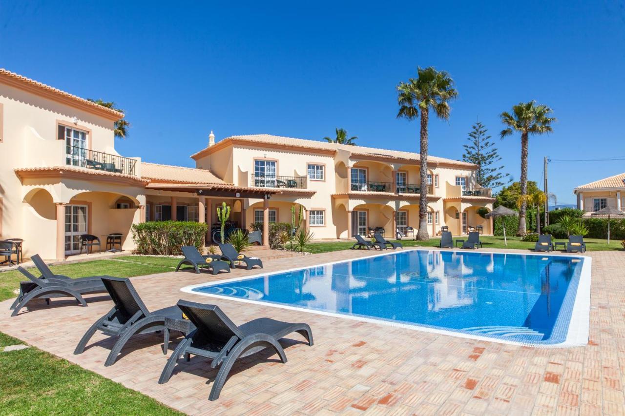 Atalaia Sol Aparthotel - Tennis & Heated Pool In Winter Lagos Exterior foto