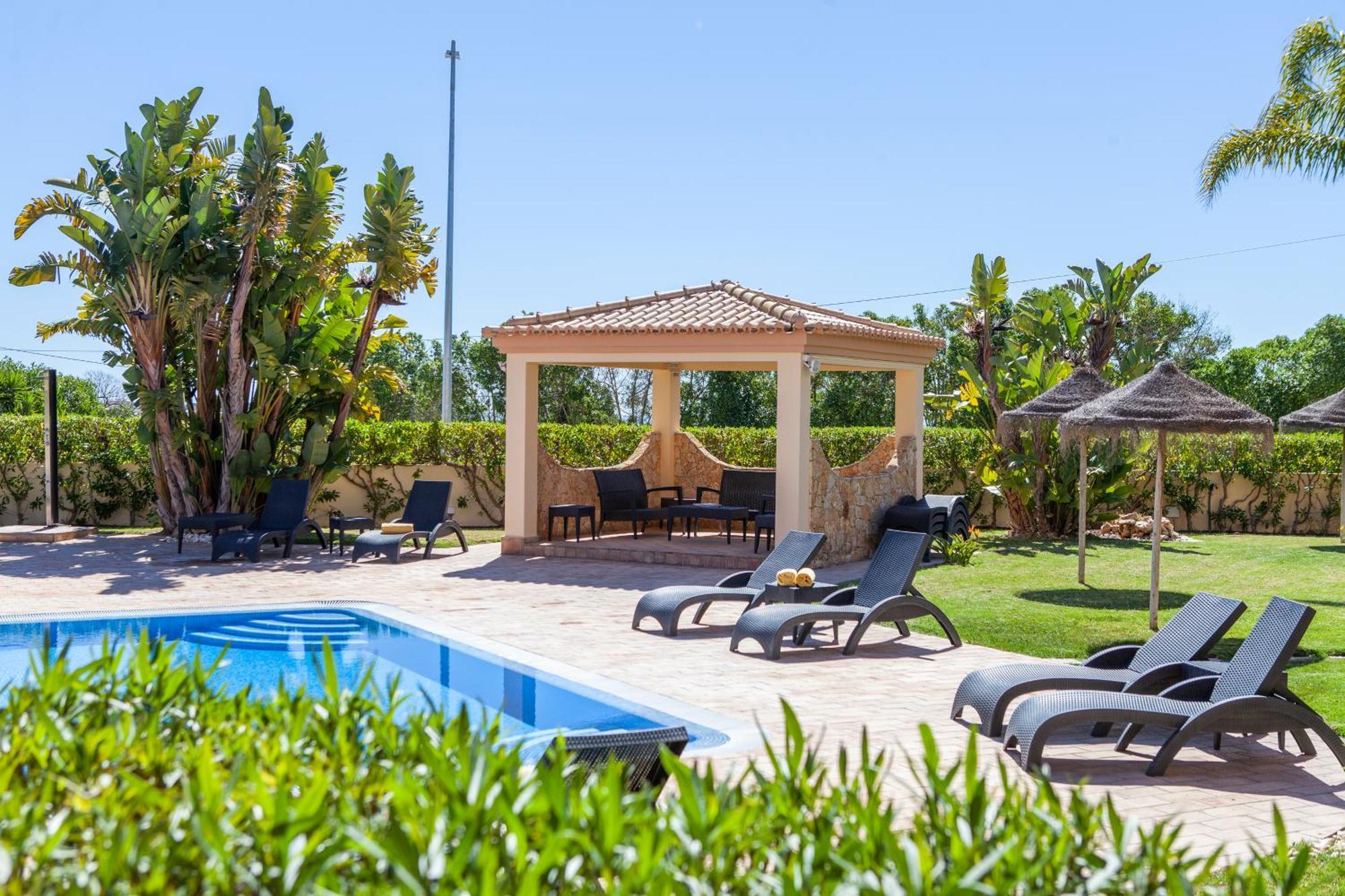 Atalaia Sol Aparthotel - Tennis & Heated Pool In Winter Lagos Exterior foto