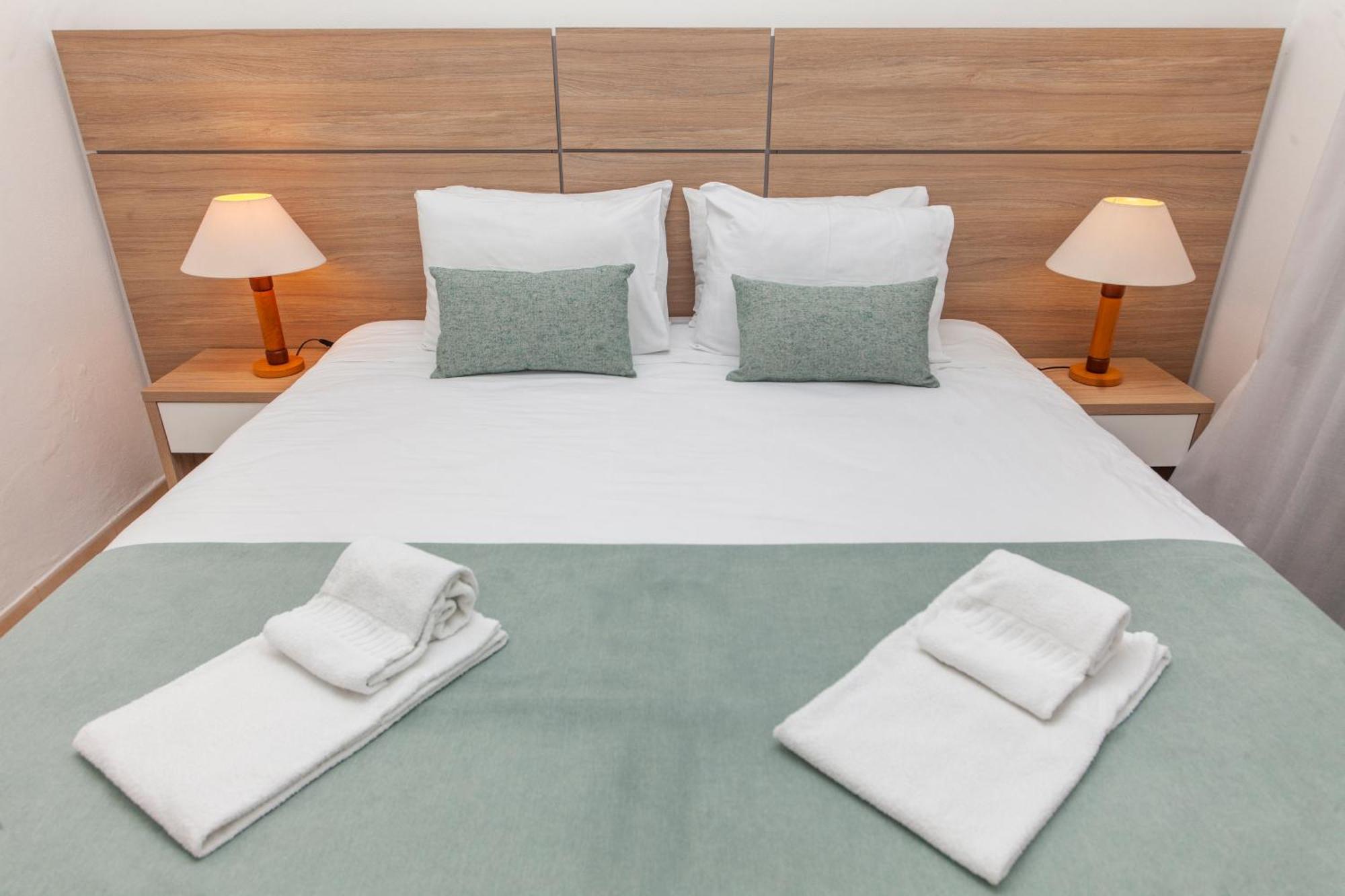 Atalaia Sol Aparthotel - Tennis & Heated Pool In Winter Lagos Exterior foto